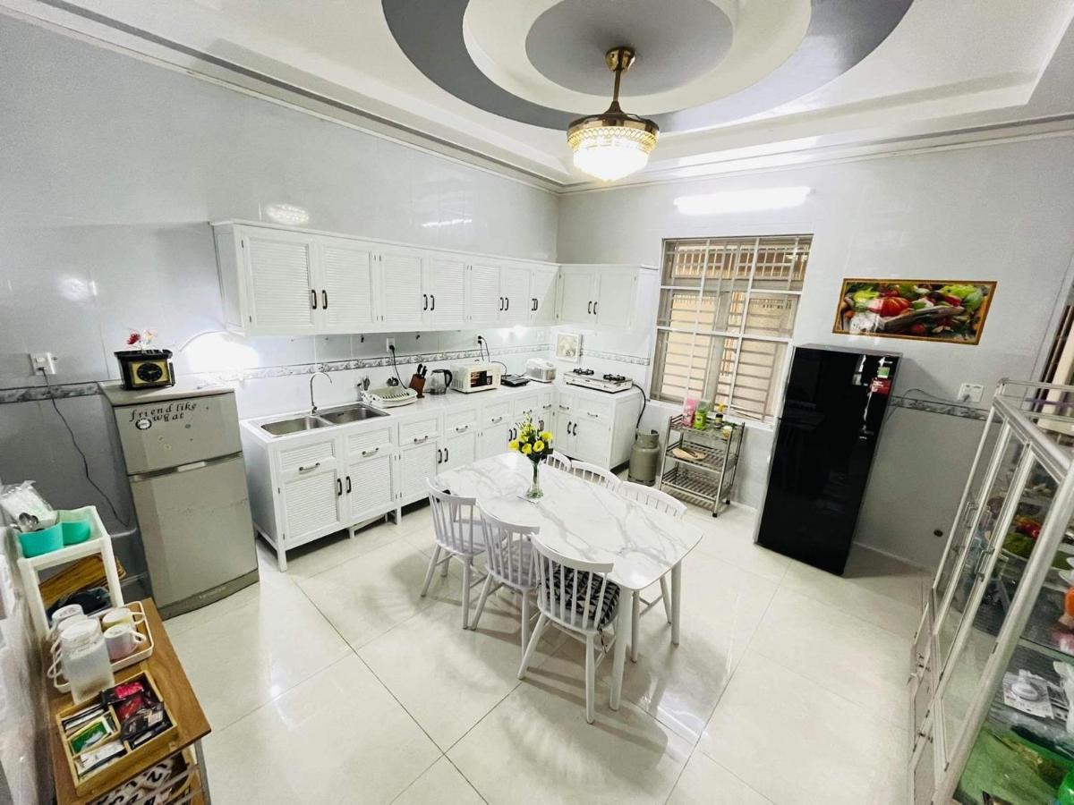 Nina Homestay P3 Long Xuyen Bagian luar foto